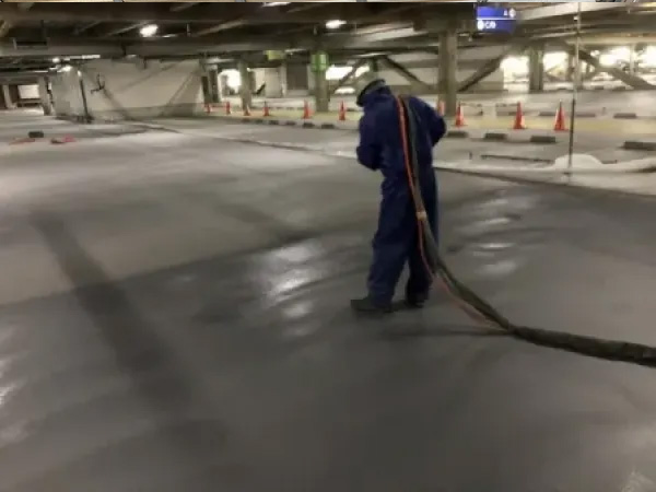 東京都 大型店舗駐車場